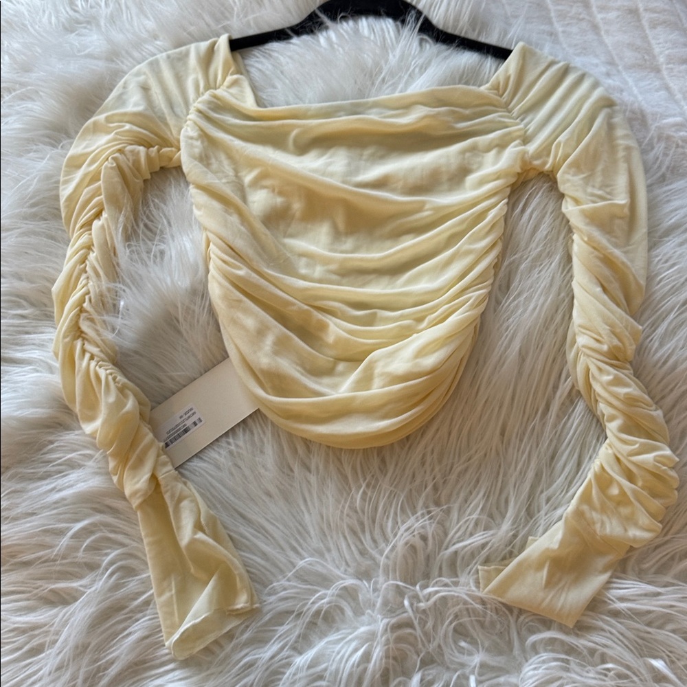 Micas Off The Shoulder Long Sleeve Top size S - Picture 2 of 6